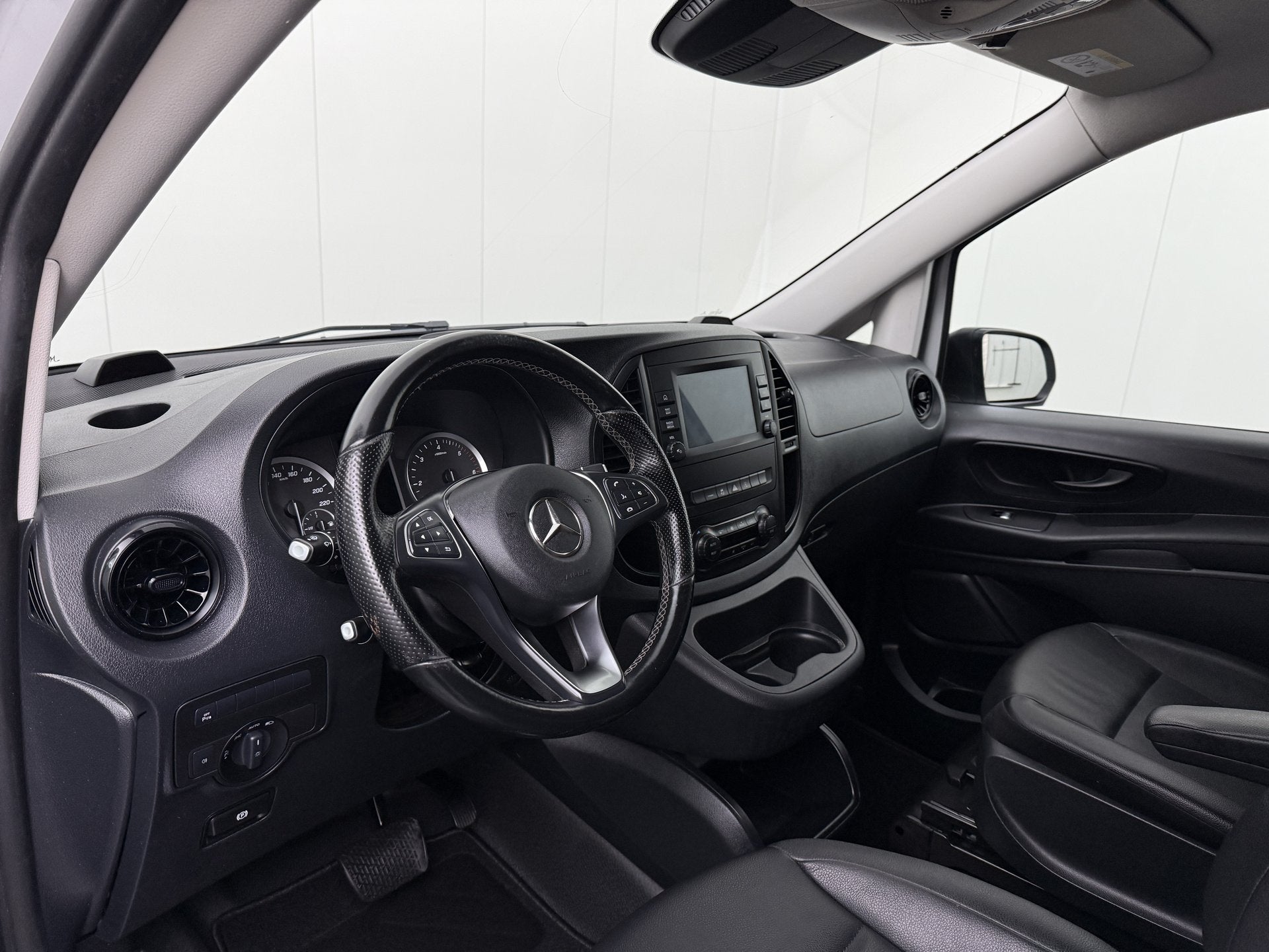 Mercedes-Benz Vito 116CDI Automaat Lang Dubbele Cabine | Led, Auto's, Automaat, Achterwielaandrijving, Gebruikt, 4 cilinders