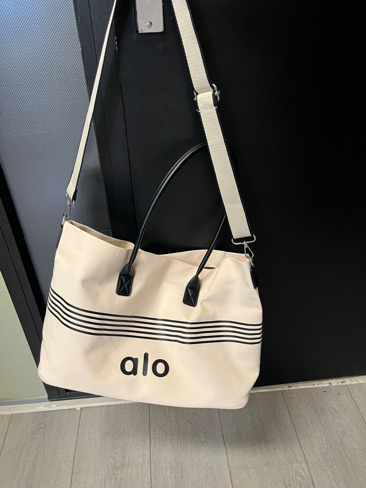 alo tas, Sieraden, Tassen en Uiterlijk, Tassen | Sporttassen, Ophalen of Verzenden, Nieuw