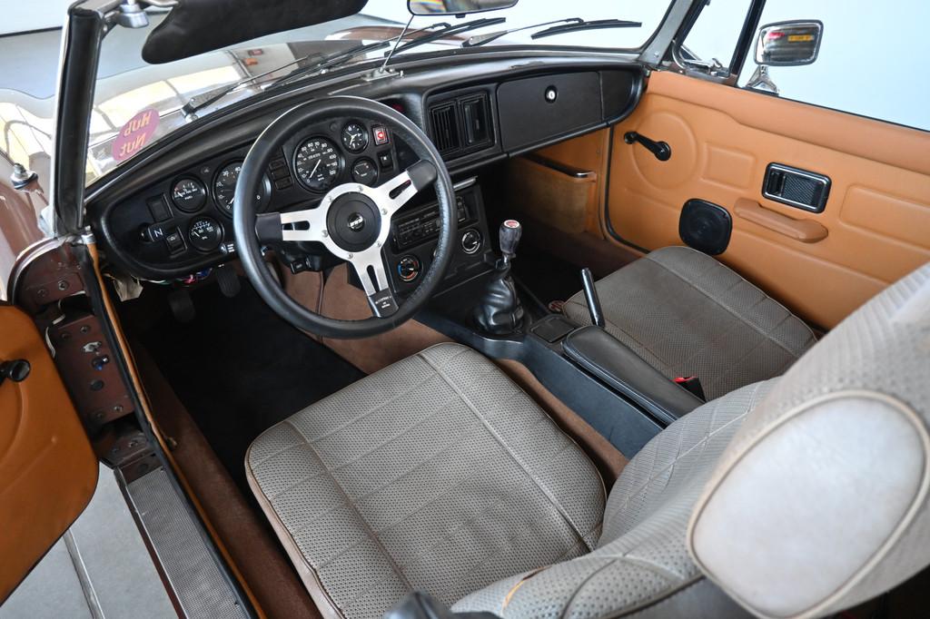 MG B 1.8 Roadster Lichtmetaal Direct Leverbaar! APK tot 23-0, Open dak, Bedrijf, Handgeschakeld, Grijs