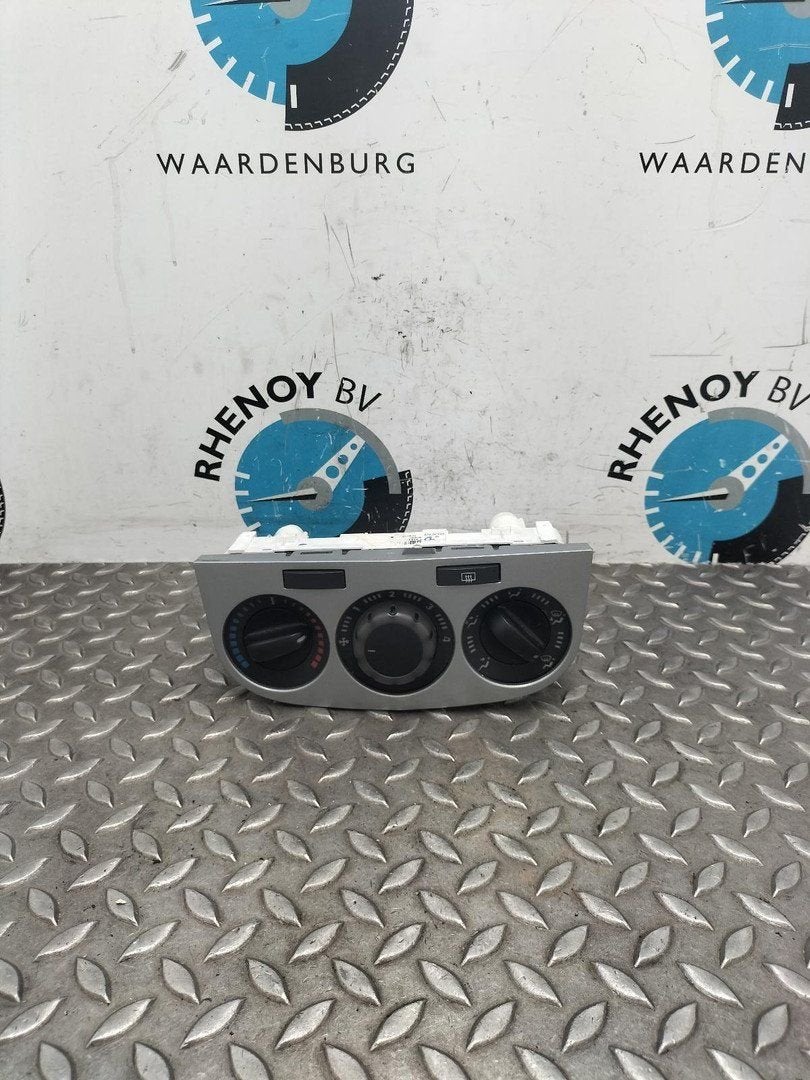 OPEL CORSA L08 1.2-16V Essentia  KACHEL BEDIENINGSPANEEL 200, Ophalen of Verzenden, Gebruikt, Stiba lid