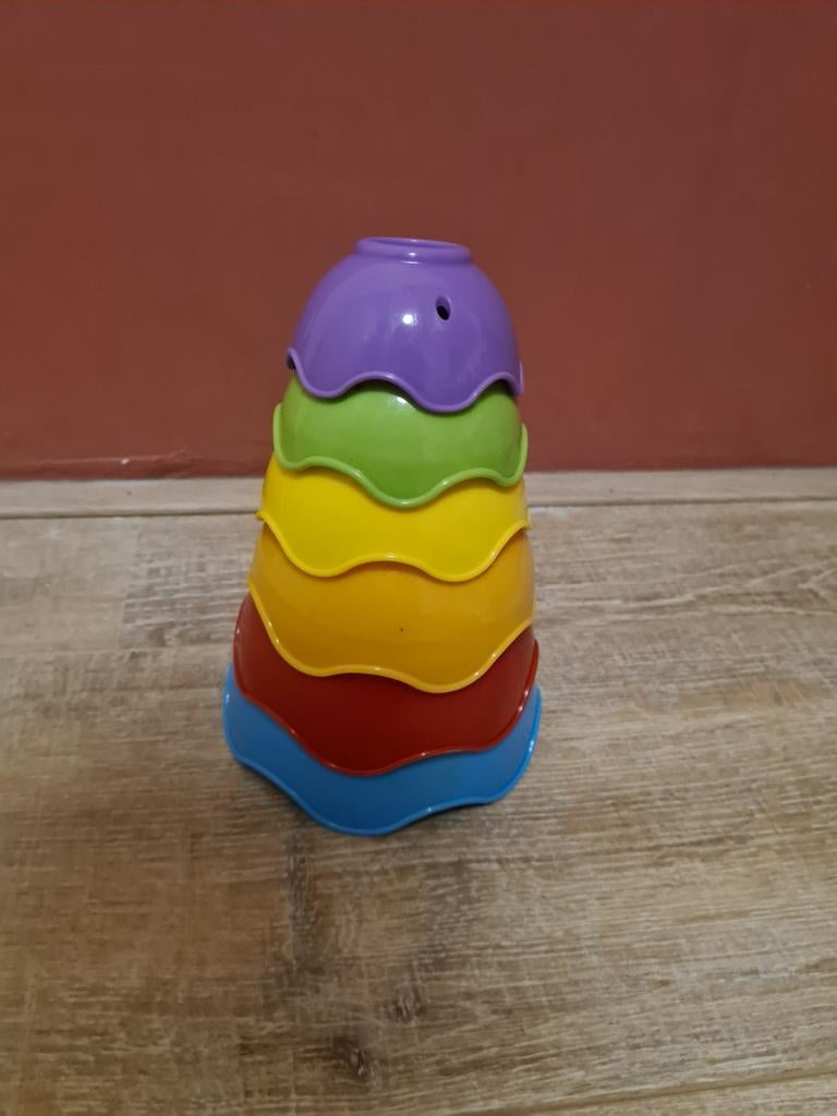 Gekleurde stapeltoren, Kinderen en Baby's, Speelgoed | Babyspeelgoed, Ophalen of Verzenden, Gebruikt, Overige typen