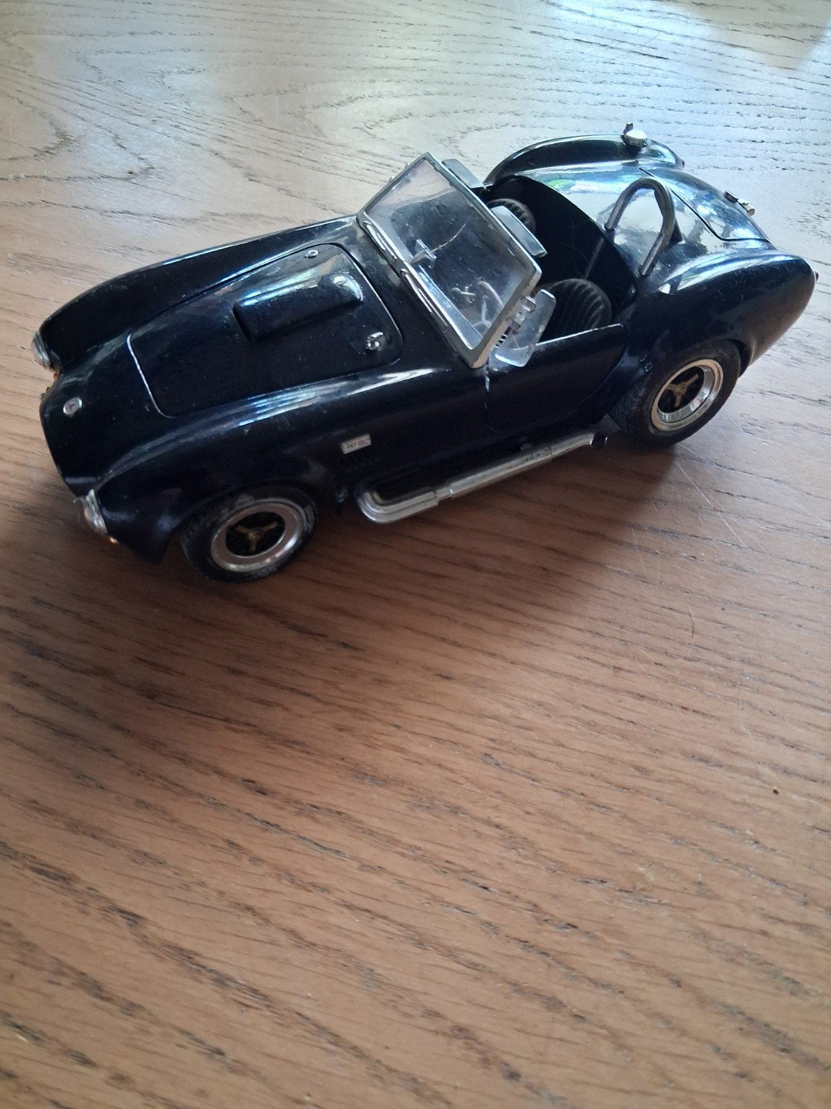 Cobra schaal 1.18, Ophalen of Verzenden, Zo goed als nieuw, Auto