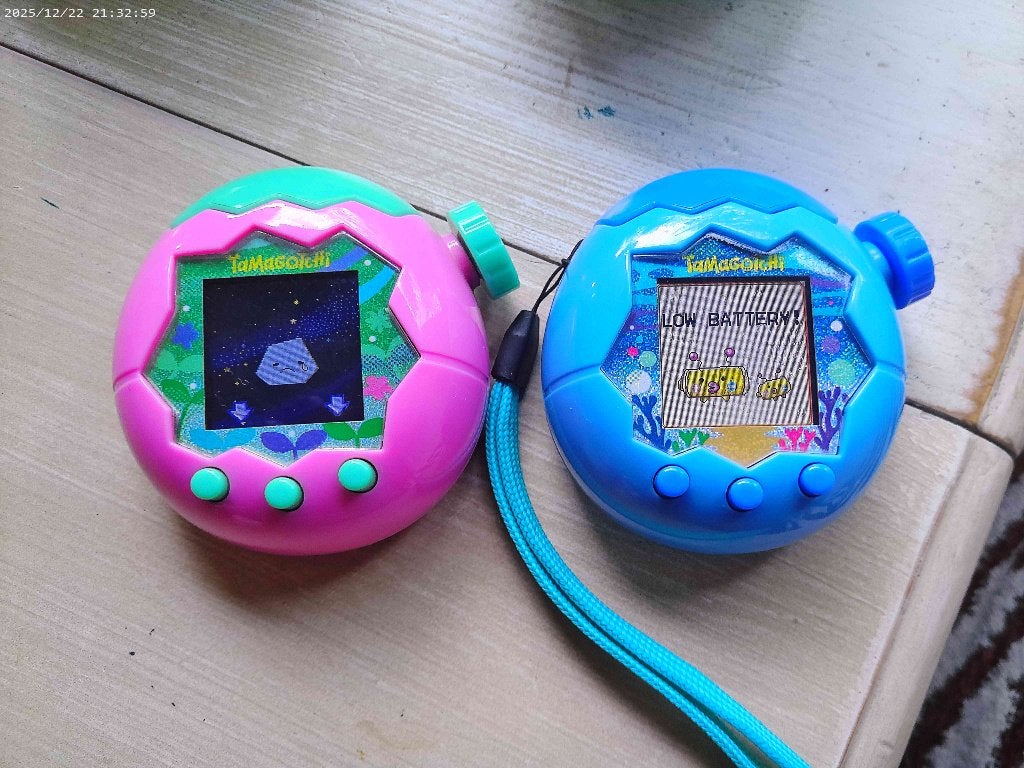 tamagotchi 2x, Ophalen of Verzenden, Zo goed als nieuw