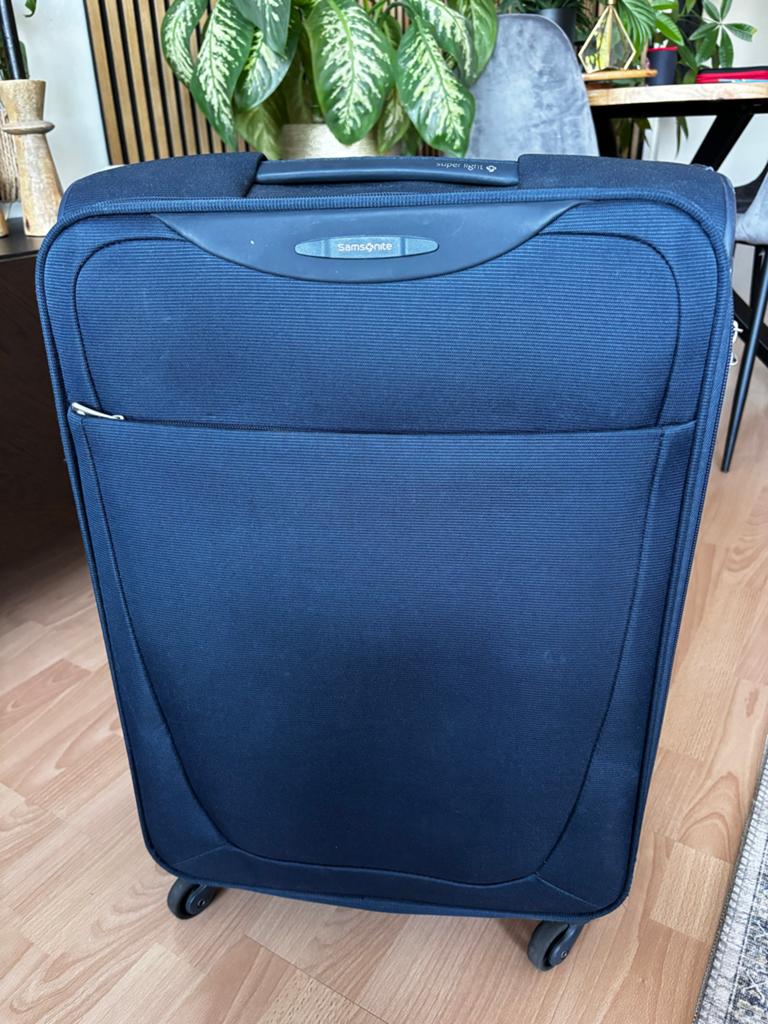 Samsonite Super Light Koffer - Blauw, Zo goed als nieuw, Sieraden, Tassen en Uiterlijk, Koffers, 60 tot 70 cm, Overige materialen