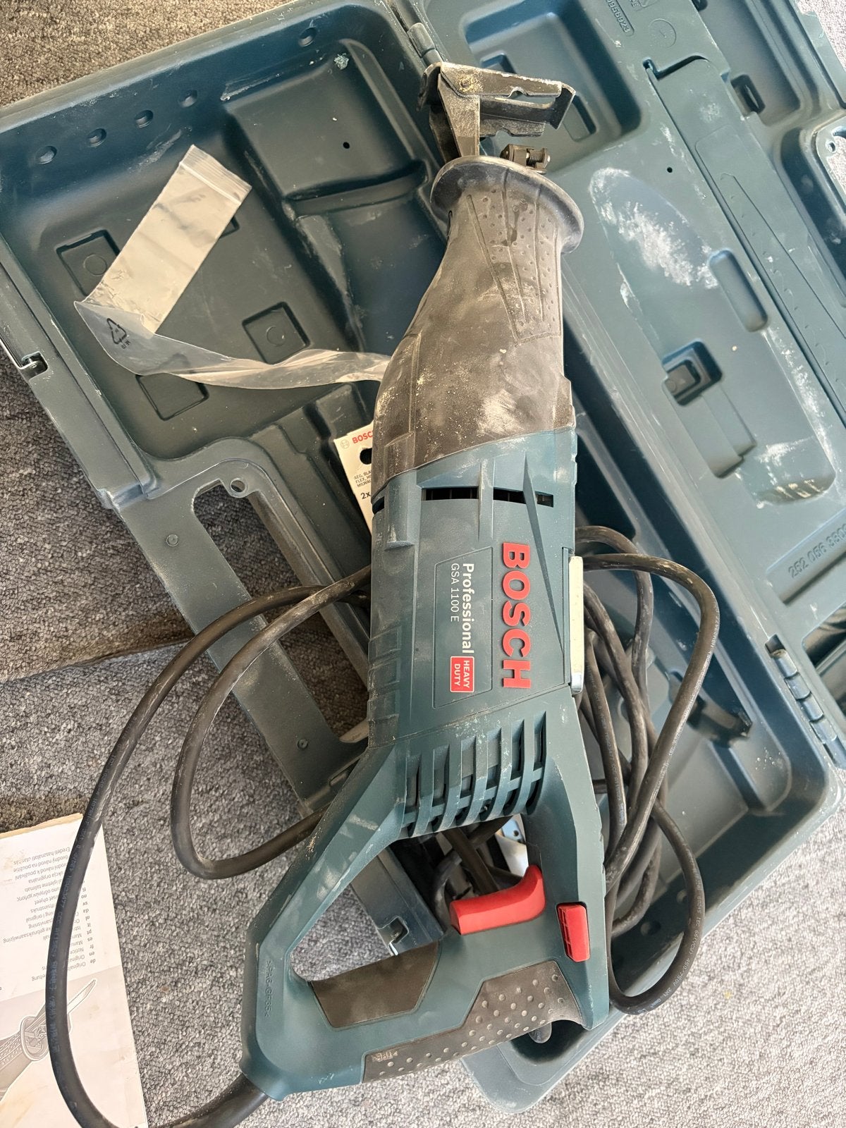 Bosch Professional GSA 1100 E Reciprozaag, Gebruikt, 70 mm of meer, Ophalen of Verzenden, Reciprozaag