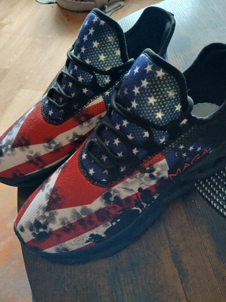 AMERIKAANSE - SNEAKERS - TRUMP / MAGA  !!!!!!!!!!!!!, Kleding | Heren, Overige kleuren, Nieuw, Ophalen of Verzenden, Sneakers of Gympen