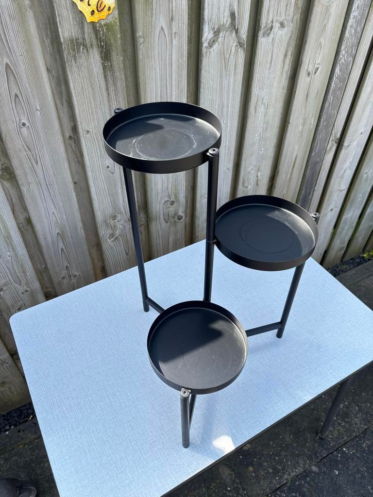 Zwart metalen plantenstandaard met 3 niveaus, Huis en Inrichting, Woonaccessoires | Overige, Ophalen, Zwart, Zo goed als nieuw