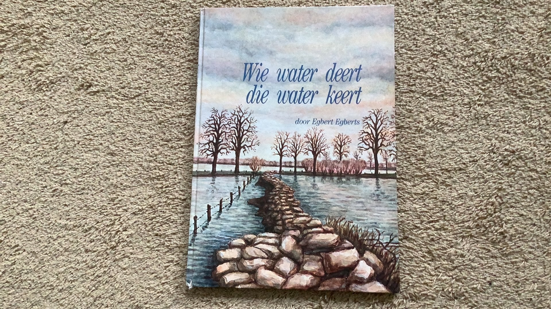 Jubileumboek: Wie water deert die water keert. 60 jaar, Ophalen of Verzenden, Zo goed als nieuw