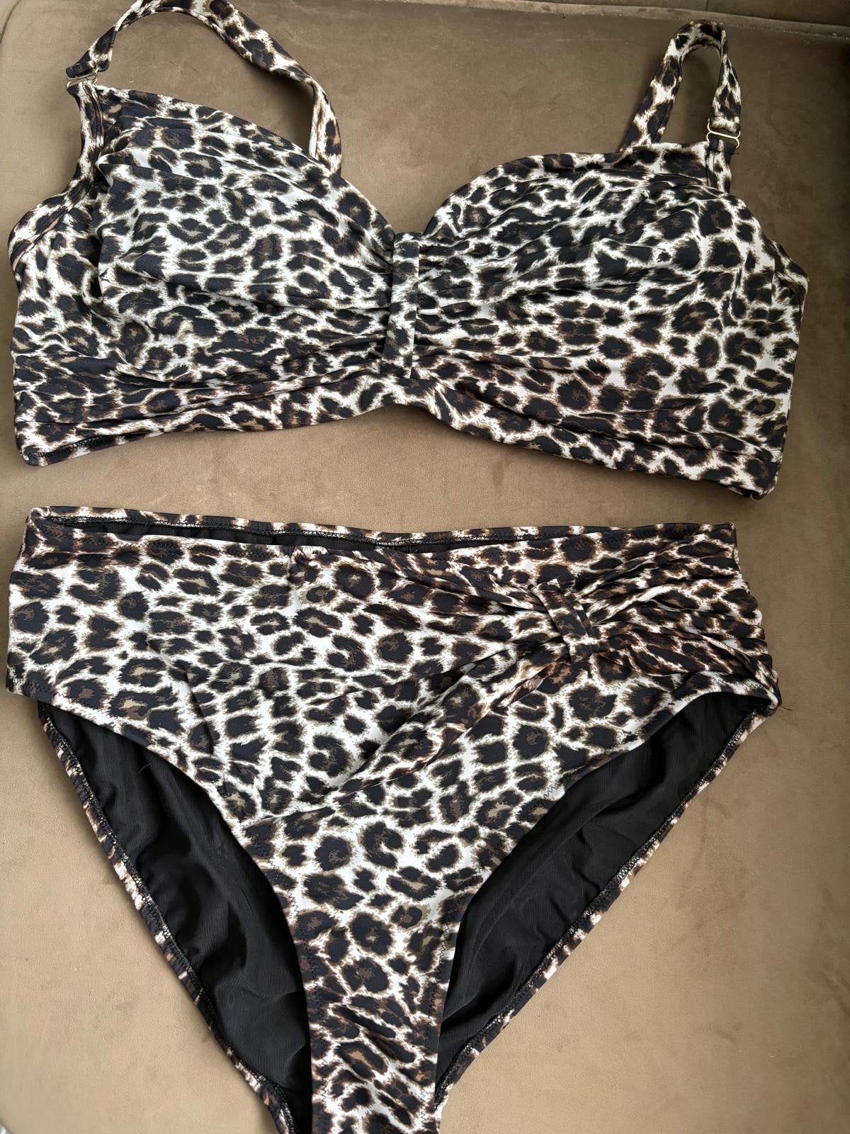 bikini tijger, Kleding | Dames, Ophalen of Verzenden, Zo goed als nieuw, Bruin, Bikini