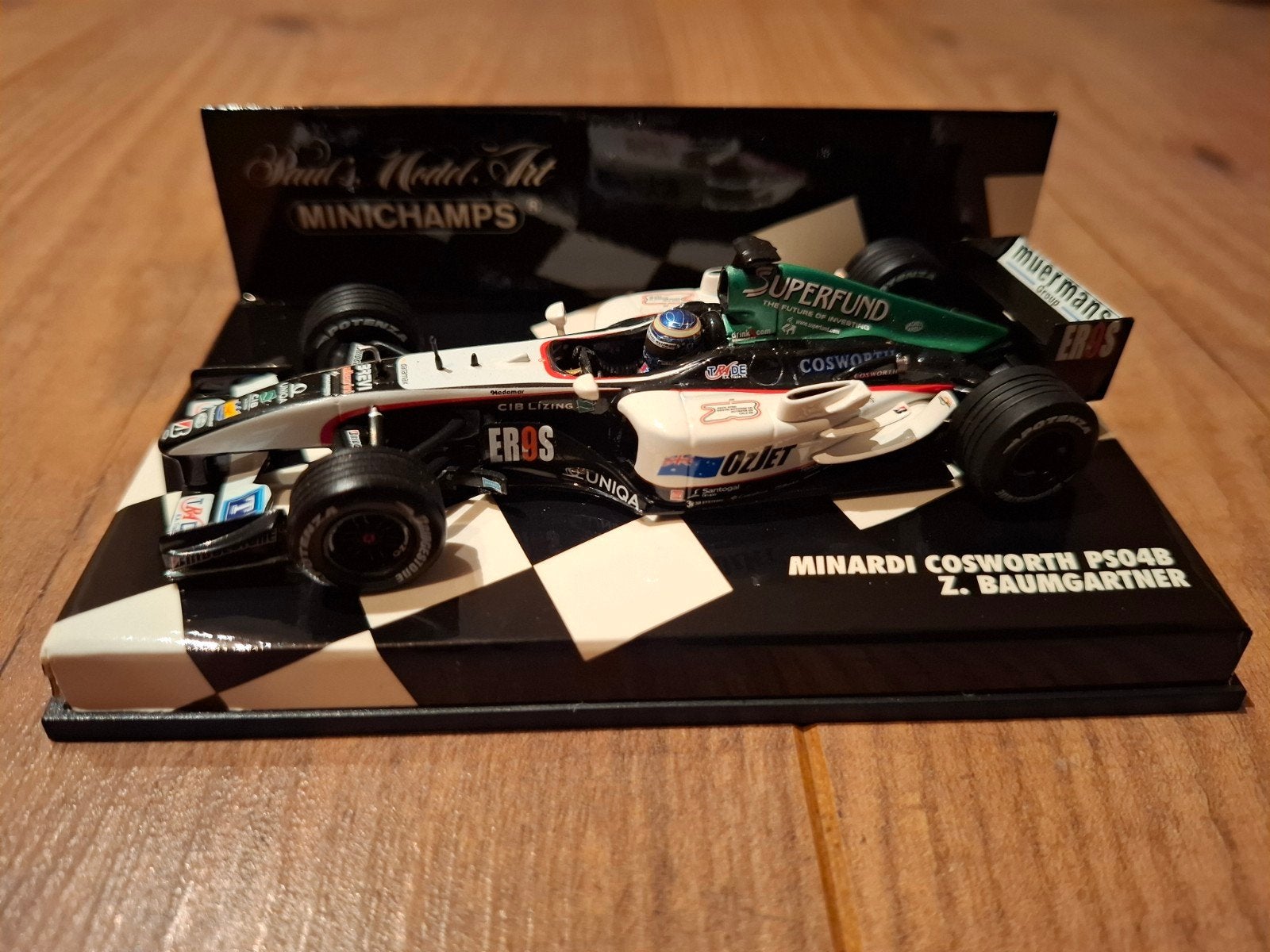 Minardi Cosworth PS04B Z. Baumgartner F1 model, Hobby en Vrije tijd, Ophalen of Verzenden, Zo goed als nieuw, Auto, Overige merken
