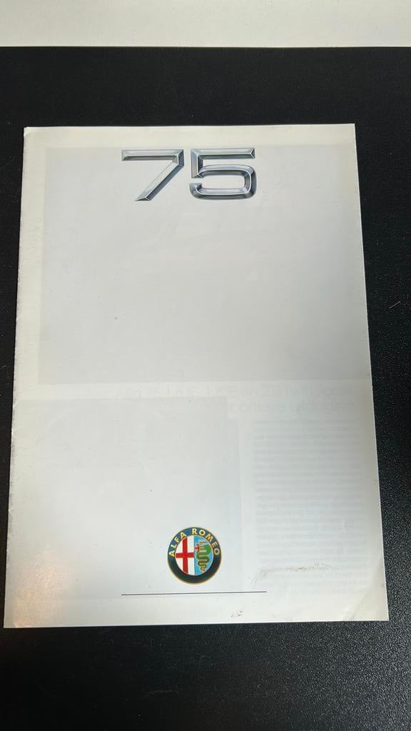 Alfa Romeo 75 folder 1990, Ophalen of Verzenden, Zo goed als nieuw, Alfa Romeo