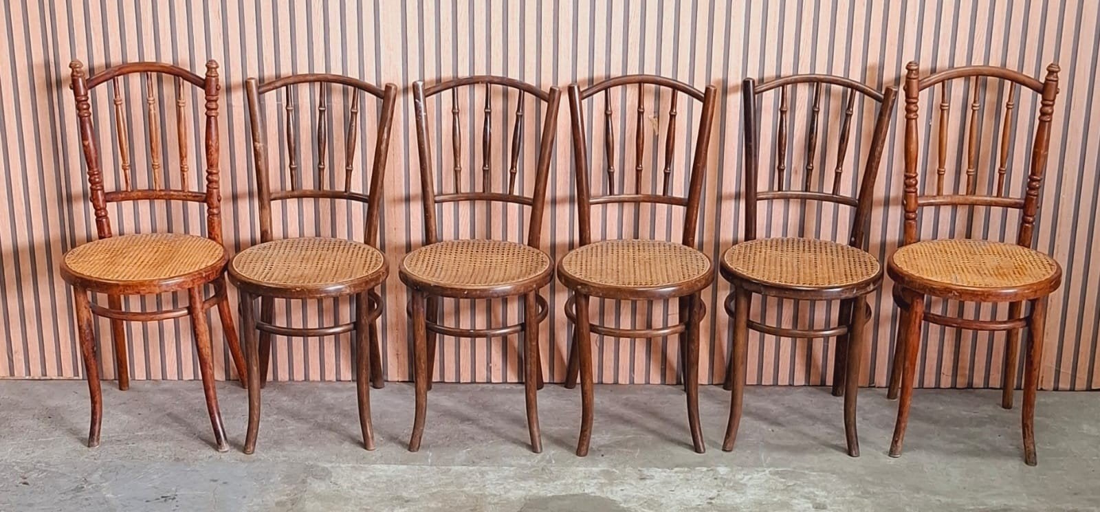 6 x Fischel Thonet webbing stoelen Vintage cafestoelen retro, Ophalen of Verzenden, Zo goed als nieuw, Bruin, Vijf, Zes of meer stoelen
