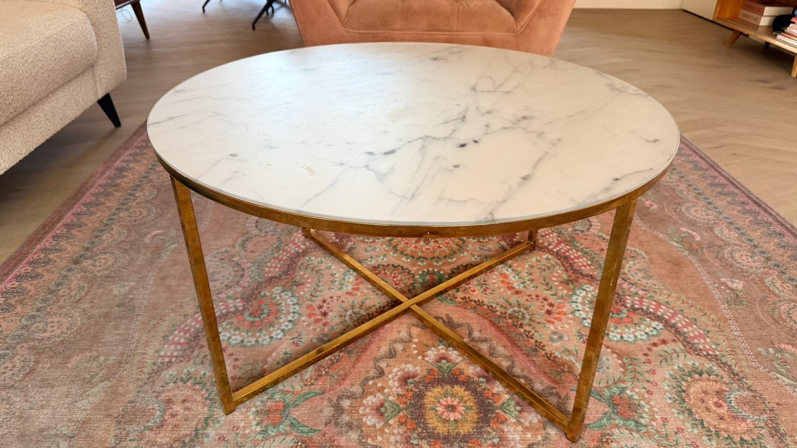 Salontafel rond marmer blad, Huis en Inrichting, Ophalen, Zo goed als nieuw, Rond, 50 tot 100 cm