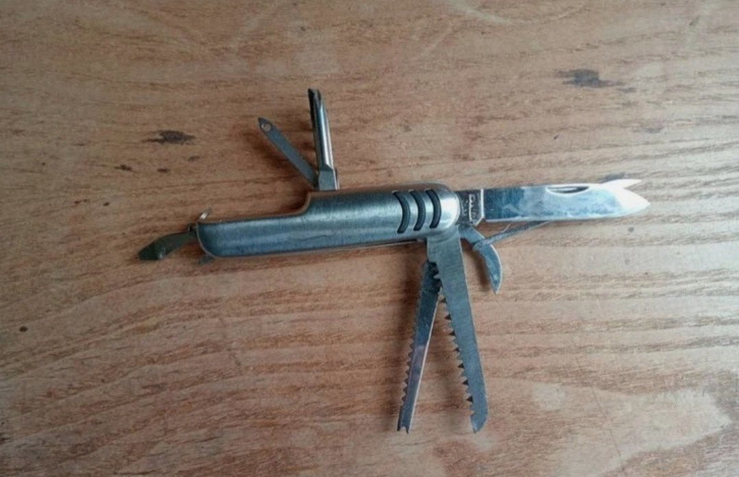 Zakmes 11 delig, Ophalen of Verzenden, Gebruikt