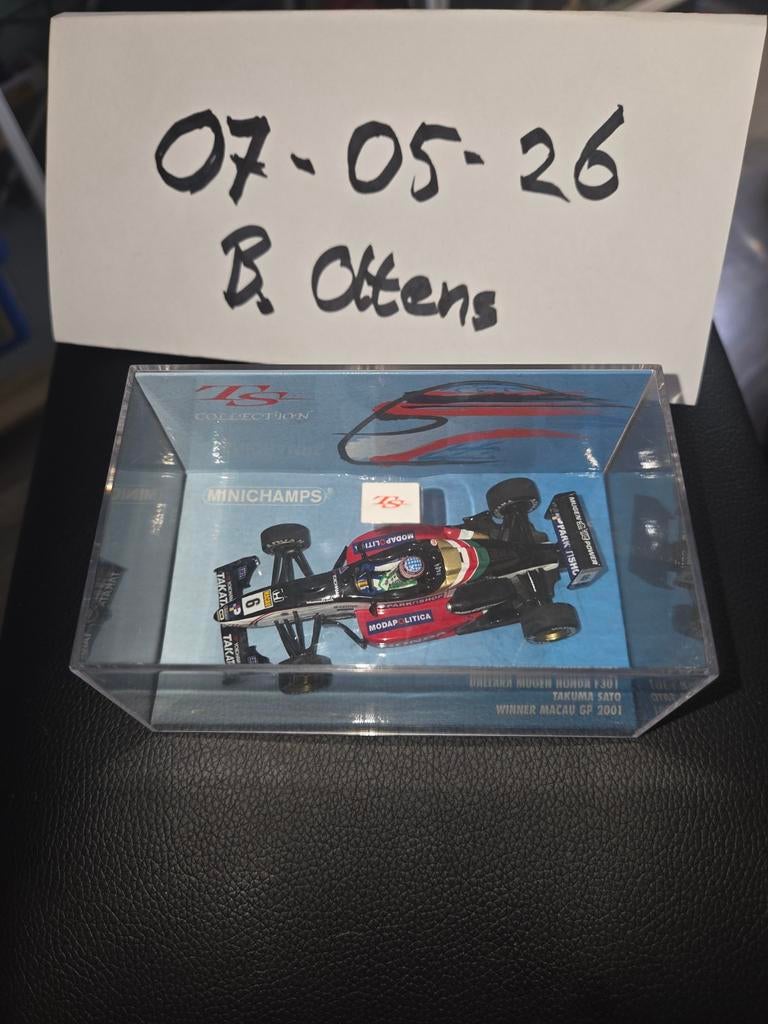 Minichamps Dallara Mugen Honda F301 Takuma Sato, Ophalen of Verzenden, Zo goed als nieuw, Auto, MiniChamps