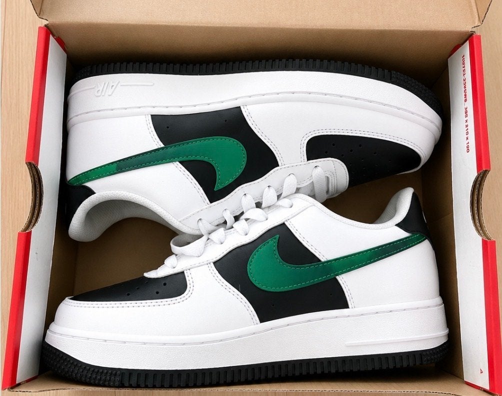 Nike Air Force 1 Low - nieuw, Overige kleuren, Nieuw, Ophalen of Verzenden, Sneakers of Gympen