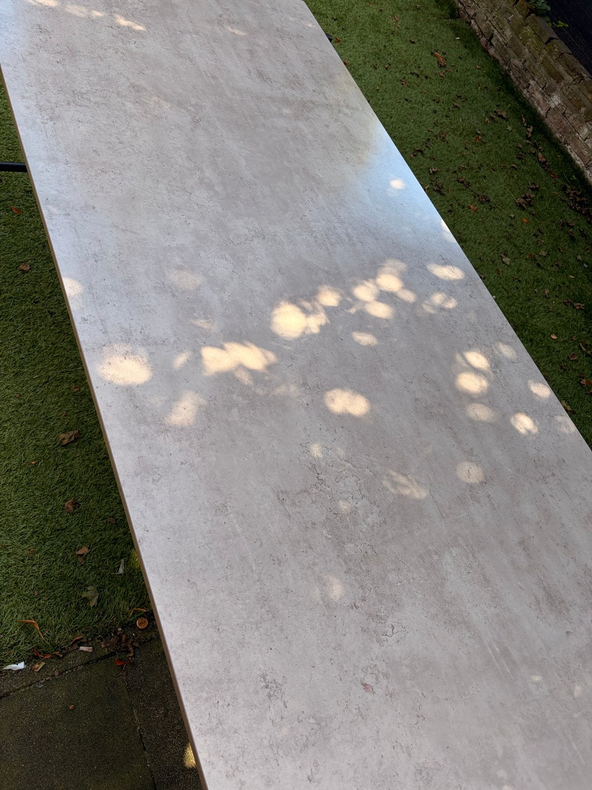 Eetkamertafel grijs blad met zwarte stalen poten, Ophalen, Gebruikt, 200 cm of meer, 50 tot 100 cm