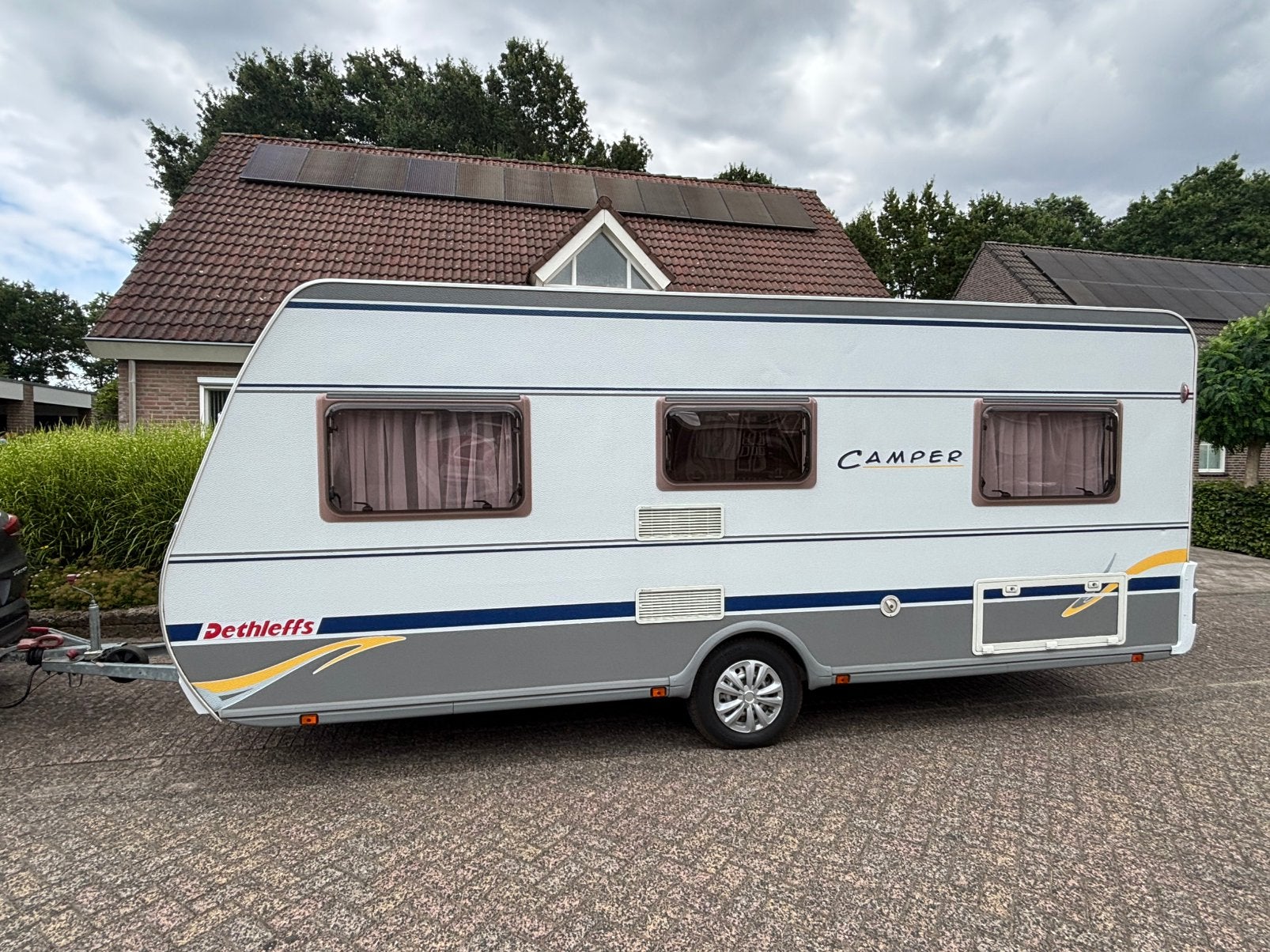 Dethleffs Camper 510DB, Rondzit, Frans bed, Particulier, Dethleffs