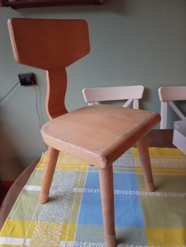 Schilte kinderstoel - Vintage houten kinderstoel, Kinderen en Baby's, Ophalen of Verzenden, Gebruikt, Overige typen