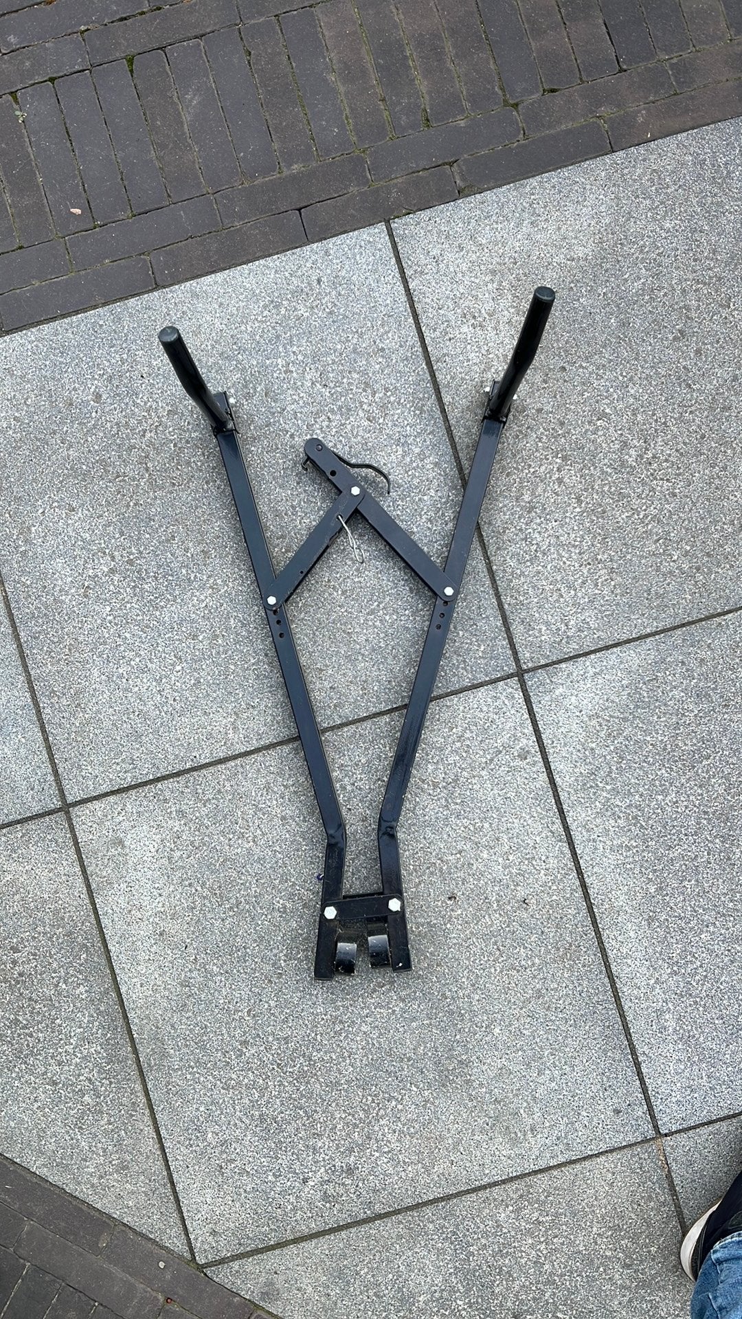 Nette fietsendrager, Ophalen, Zo goed als nieuw, Trekhaakdrager