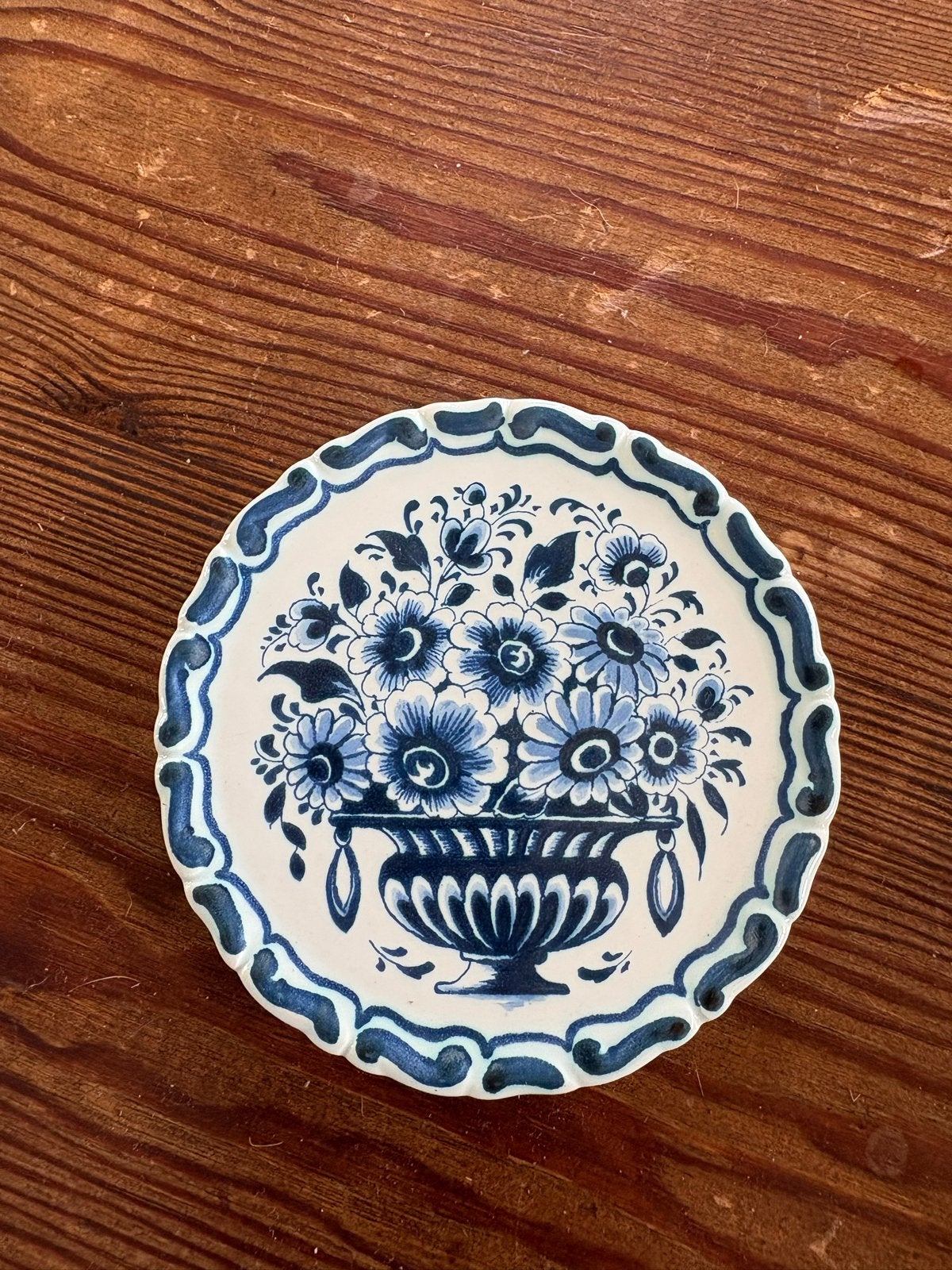 Delfts blauw decoratief bordje met bloemenmotief, Ophalen