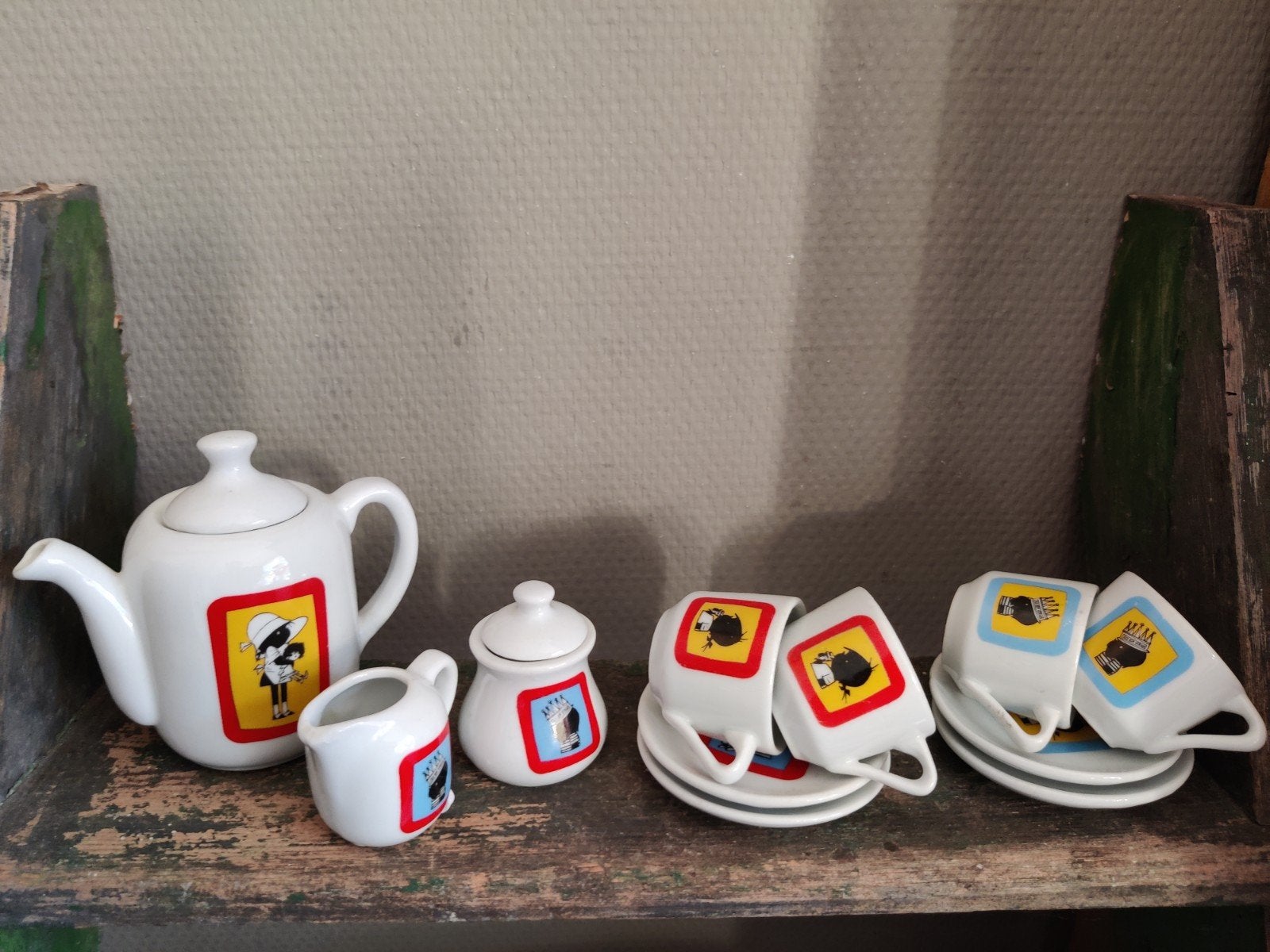 Jip en Janneke kinderservies, Ophalen, Zo goed als nieuw