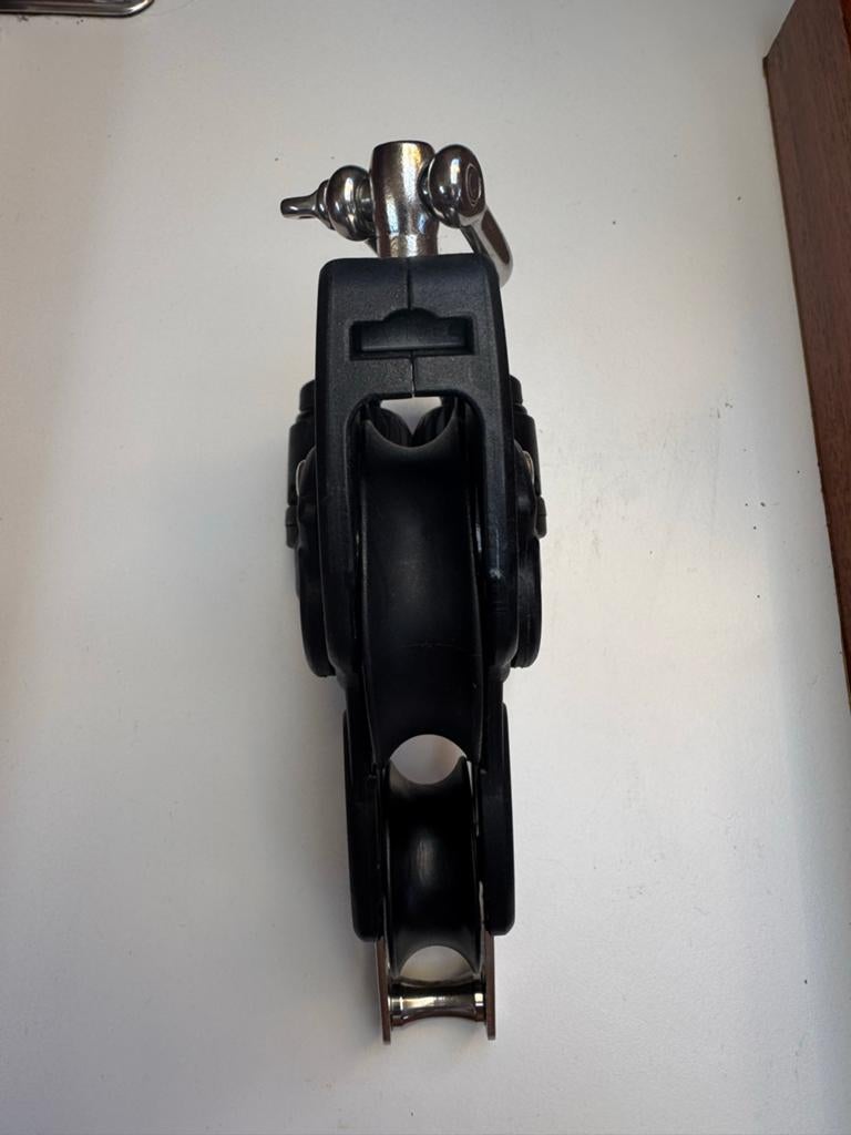 Harken 60mm Element Vioolblok met Hondsvot en Klem, Watersport en Boten, Zeilen en Zeiltoebehoren, Ophalen of Verzenden, Zo goed als nieuw