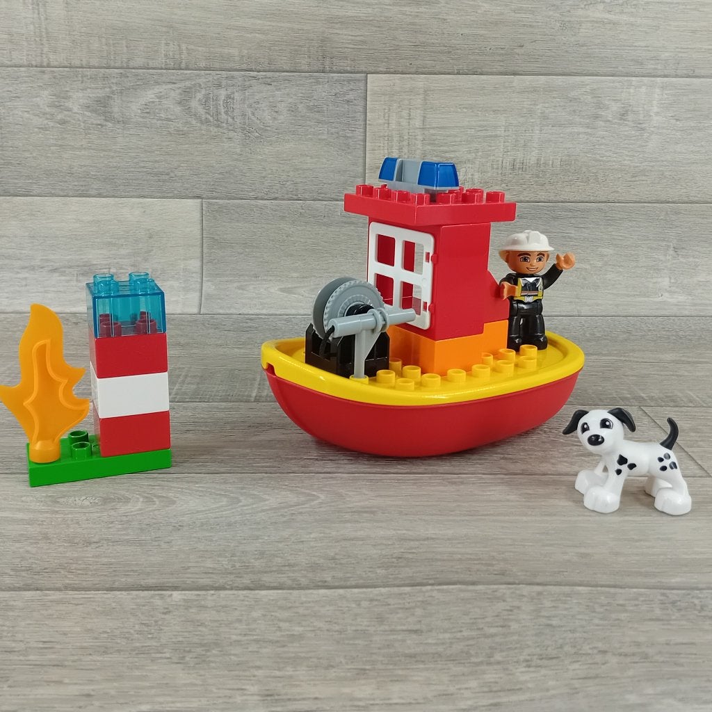 duplo brandweer boot, Kinderen en Baby's, Aastvej 1 – 7190 Billund  - Denemarken, Product.compliance@LEGO.com, Ophalen of Verzenden