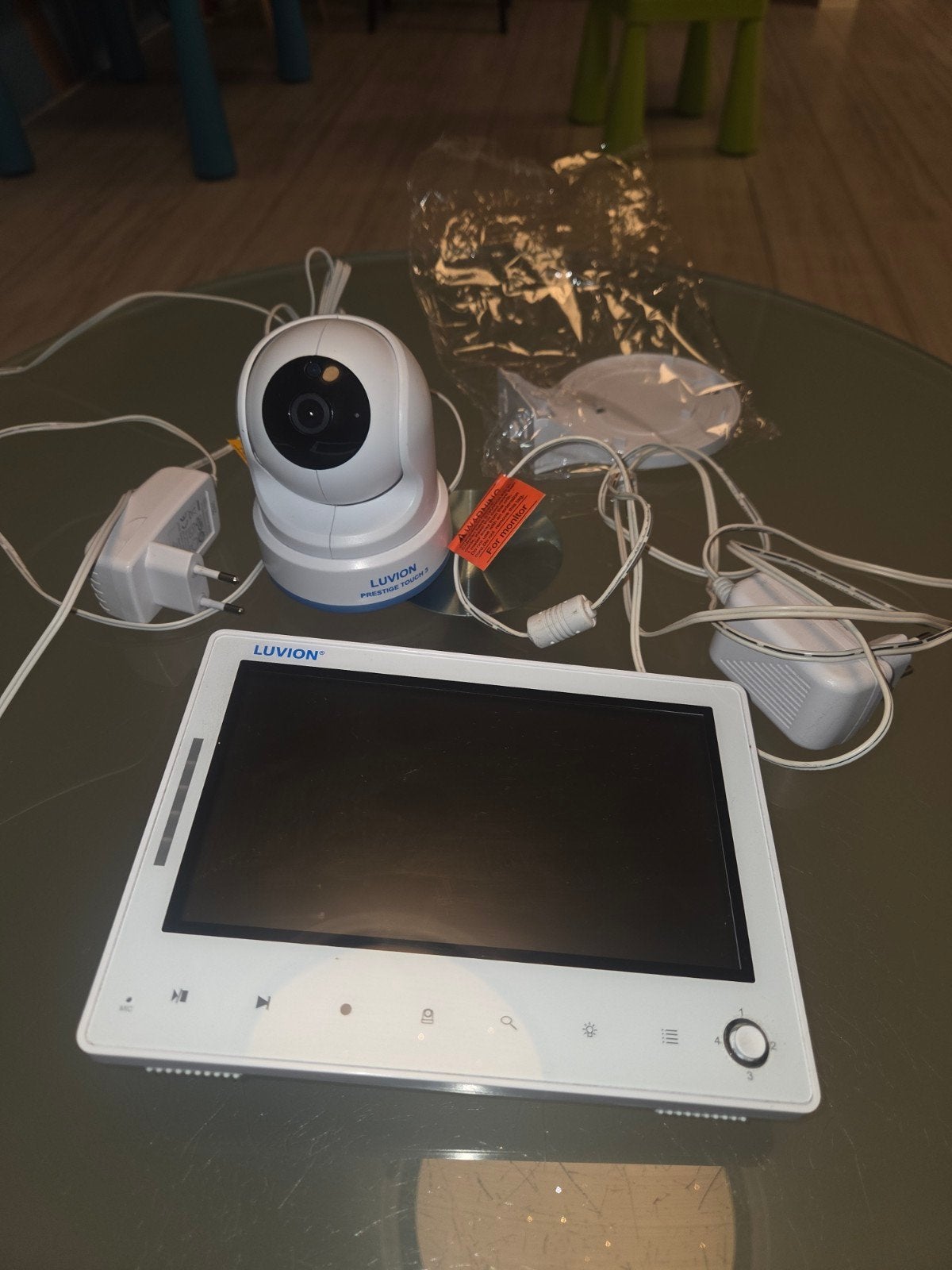 Luvion Prestige Touch 3 Babyfoon - Compleet, Kinderen en Baby's, Ophalen of Verzenden, Gebruikt, 250 meter of meer, Camera
