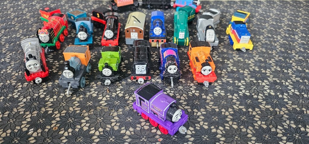 Thomas de trein adventures Charlie, Ophalen of Verzenden, Zo goed als nieuw