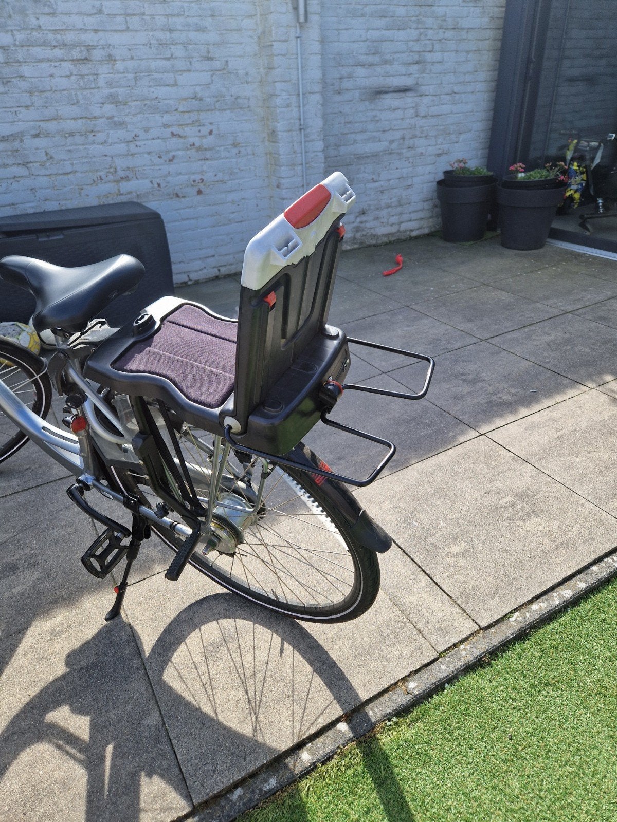 Fietsstoeltje achter voor kinderen, Ophalen of Verzenden, Gebruikt, Achterzitje