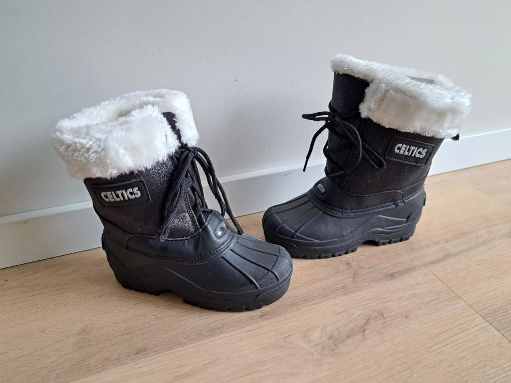 Laarzen Snowboots maat 33 NIEUW Kind Laarsjes Winter, Ophalen of Verzenden, Nieuw, Jongen of Meisje, Laarzen