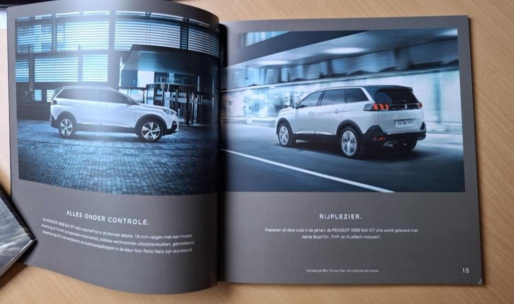Peugeot 5008 GT-Line en GT brochure (2017), Verzenden, Zo goed als nieuw, Peugeot