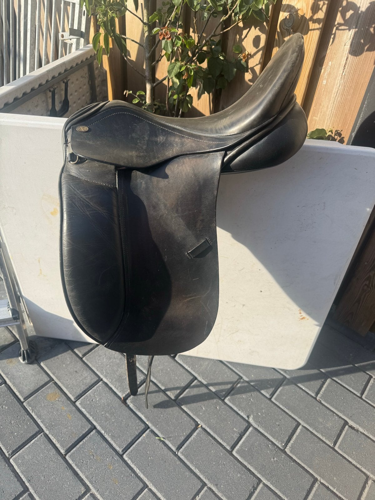 Zadels 18 inch dressuur/springen, Ophalen, Gebruikt, Dressuur, Diepe zit