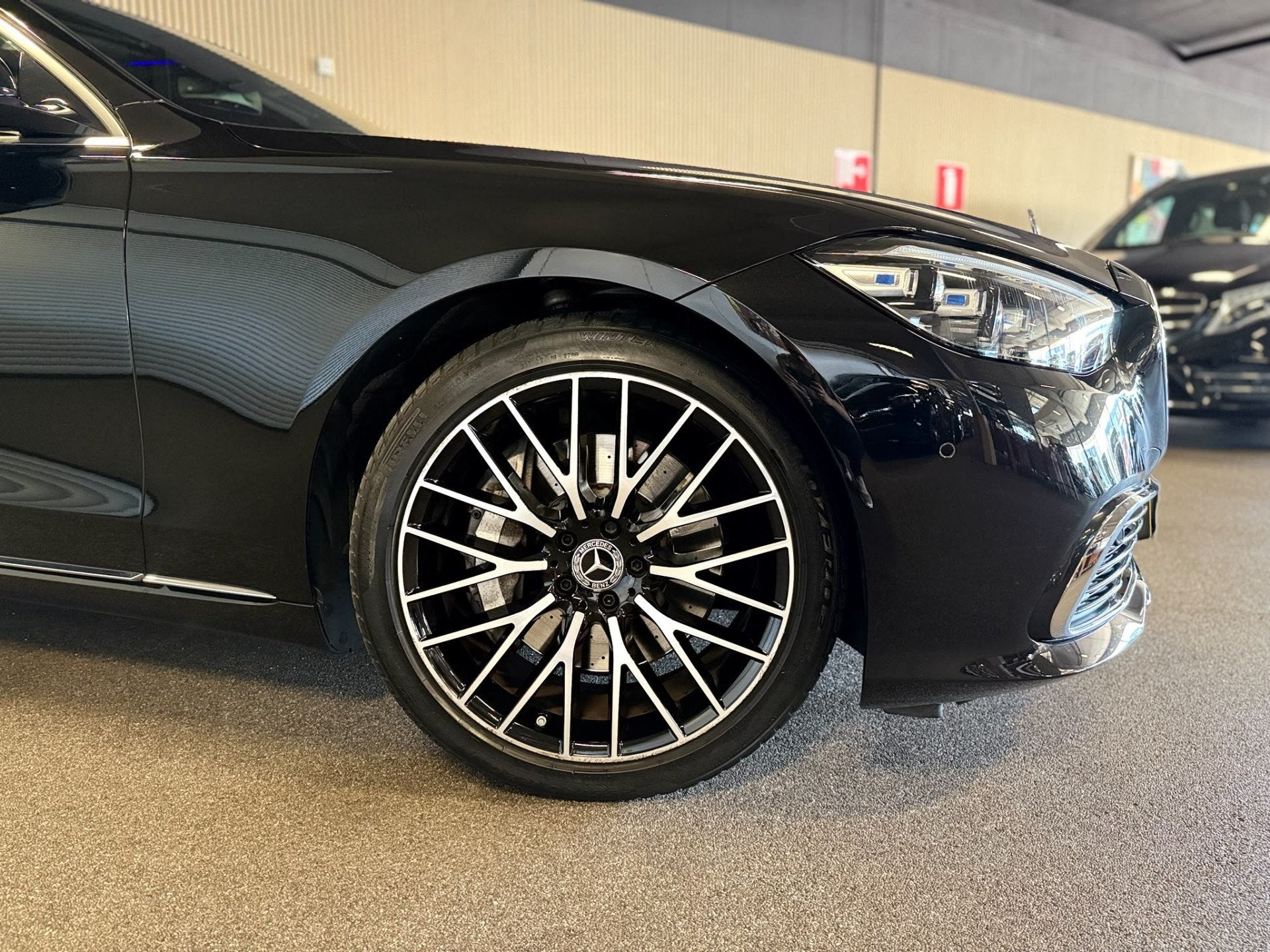 Mercedes-Benz S-Klasse 350d Exclusive-PANORAMA-MEMORY-HEAD U, Auto's, Achterwielaandrijving, Gebruikt, 2925 cc, Zwart