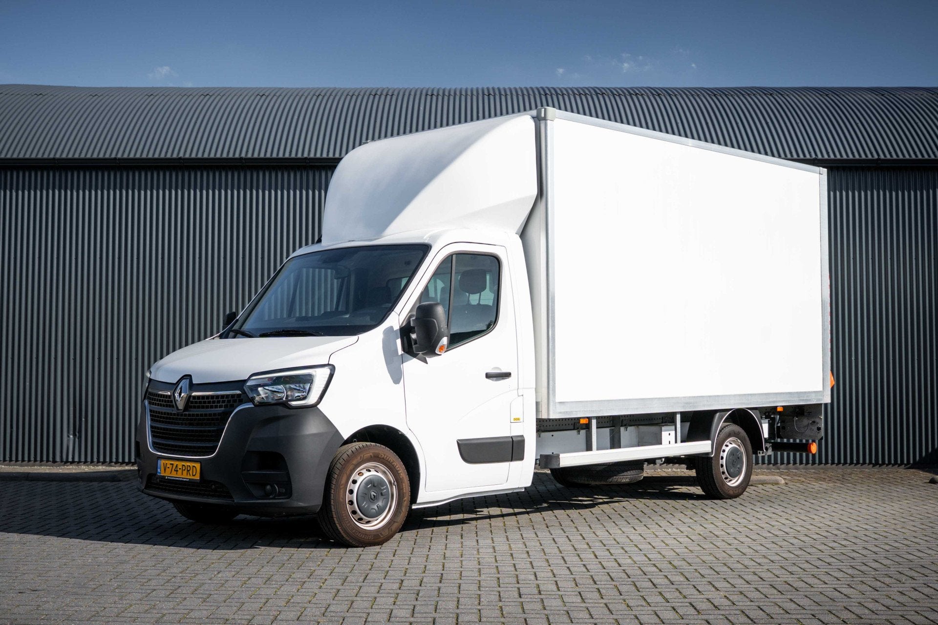 Renault Master 2.3dCi | Bakwagen met Laadklep | LED | Carpla, Auto's, Bestelauto's, 145 pk, Gebruikt, 4 cilinders, Renault