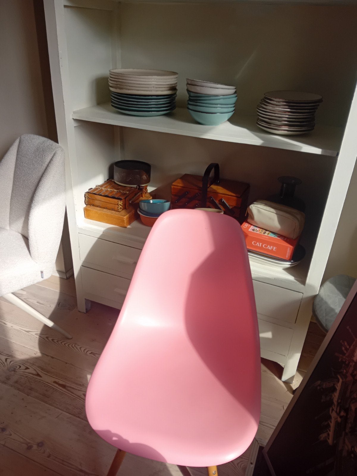 Roze stoeltje - Eames-stijl, Hout, Gebruikt, Overige kleuren, Ophalen of Verzenden