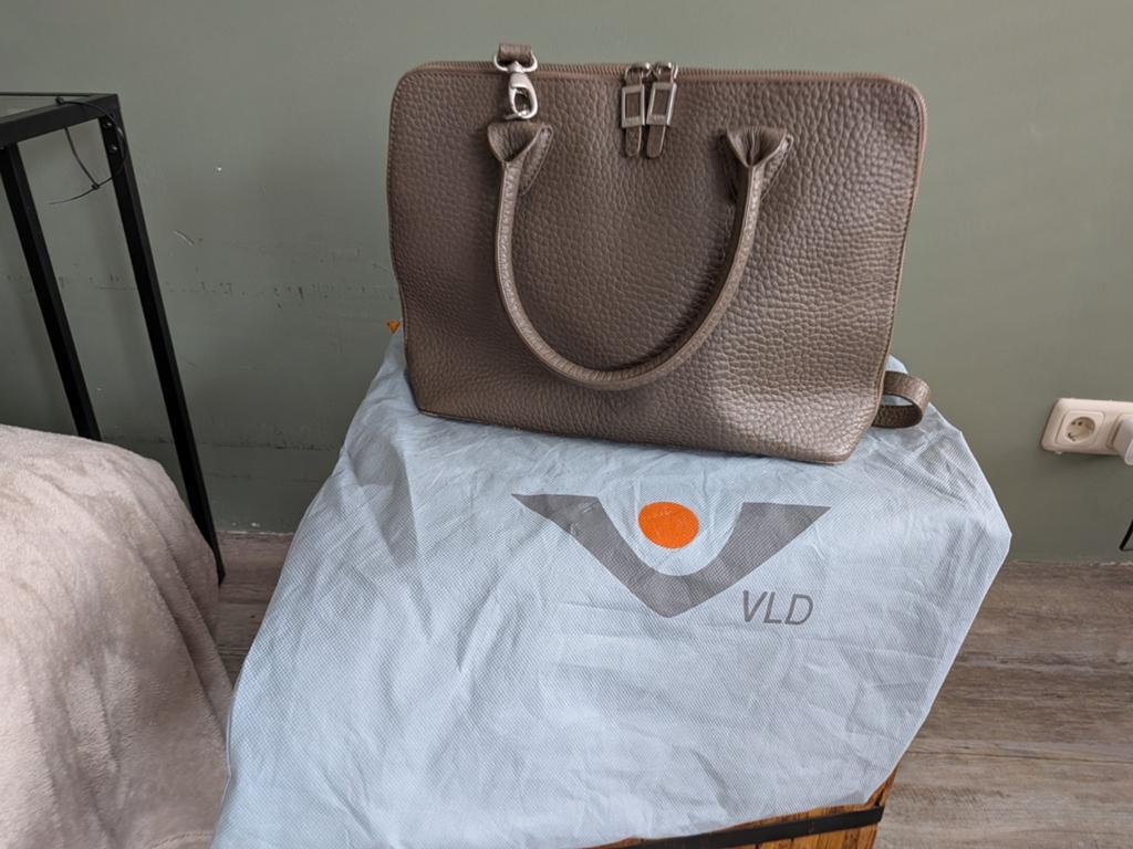 Lederen tas merk VDL met stofhoes, Ophalen of Verzenden, Zo goed als nieuw, Grijs, Handtas
