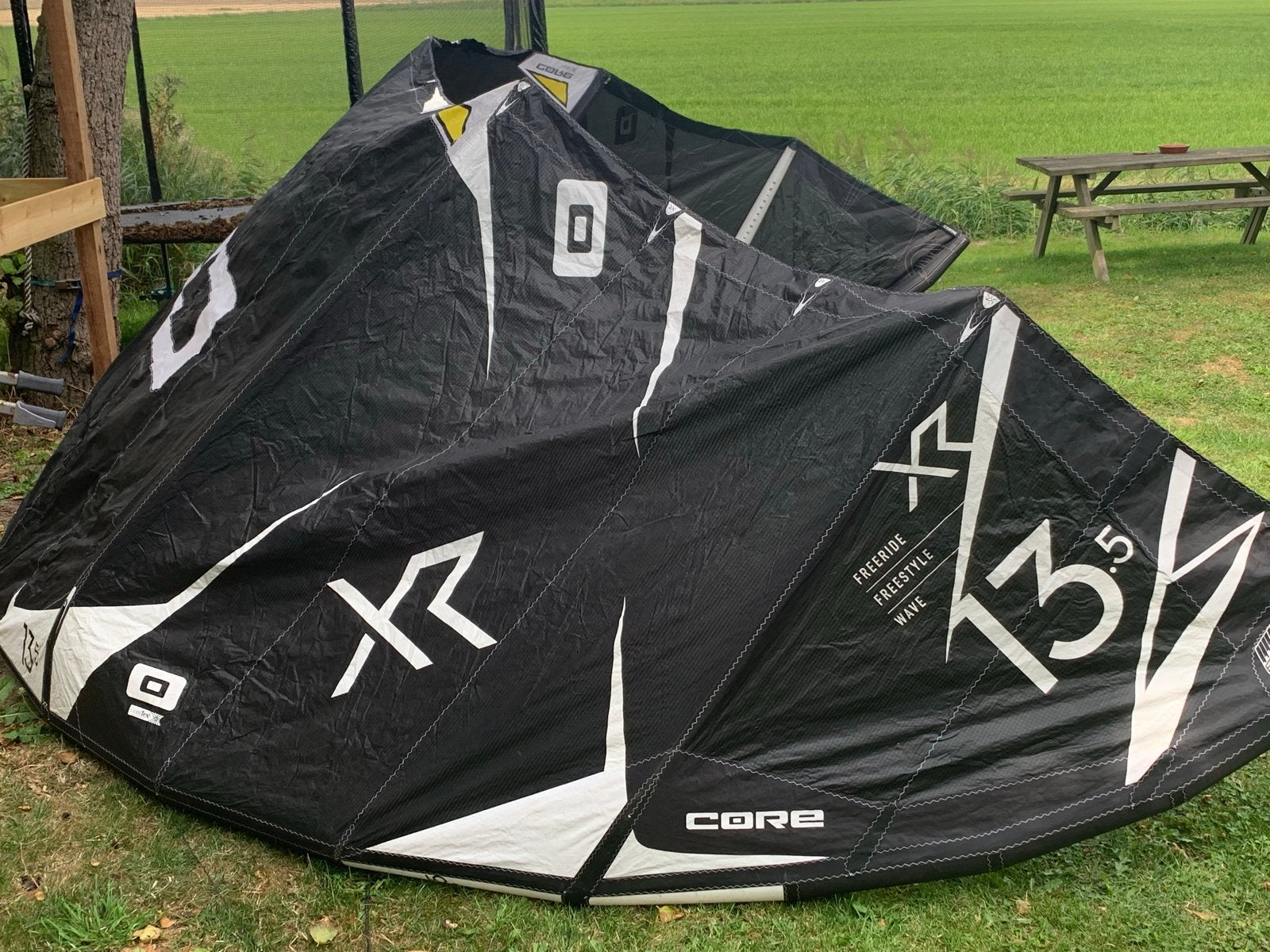 Core XR4 13.5m² kiteset met bar, pomp en trapeze, Watersport en Boten, Kitesurfen, Gebruikt, Kitesurf-set, 13 m², Geen board