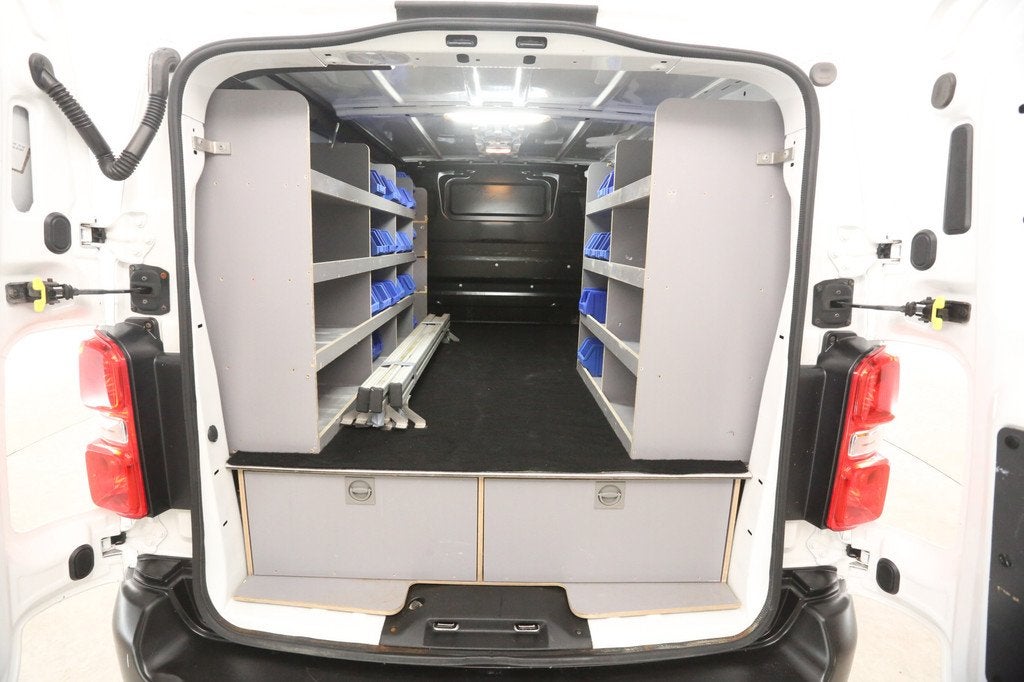Opel Vivaro CDTI L2H1 | Airco | Cruise | 3 Zits | Kasten | P, Voorwielaandrijving, Gebruikt, Euro 6, 4 cilinders