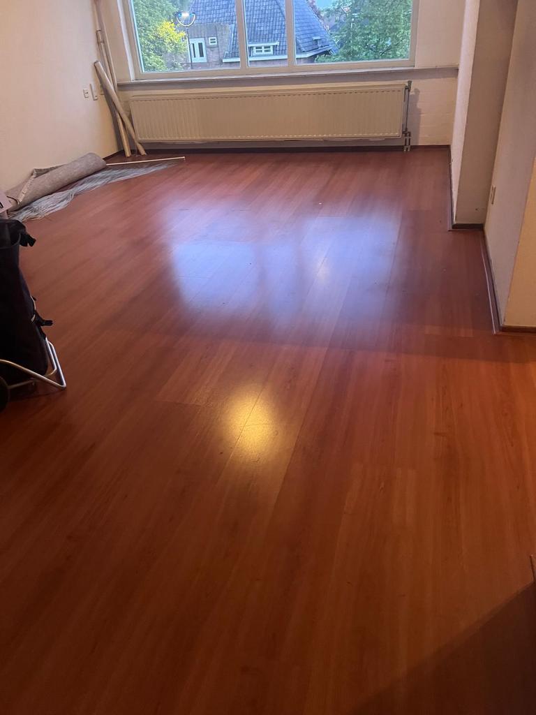 Laminaatvloer met ondervloer ophalen in Tilburg, Ophalen, Gebruikt, 50 tot 150 cm, 10 m² of meer