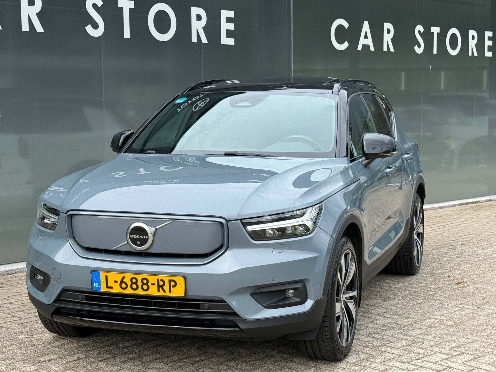 Volvo XC40 Recharge P8 AWD R-Design PANO|HARMAN|Memory|Leder, Auto's, Volvo, Gebruikt, Zwart, 33 min, Vierwielaandrijving