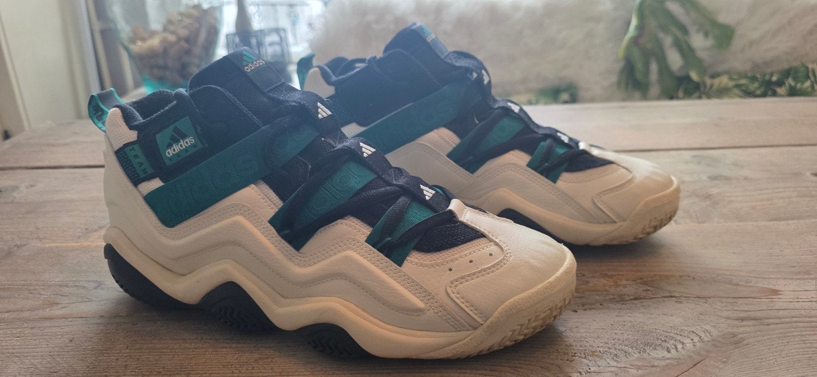 Adidas top 2000 FZ6621 maat 45, Kleding | Heren, Ophalen of Verzenden