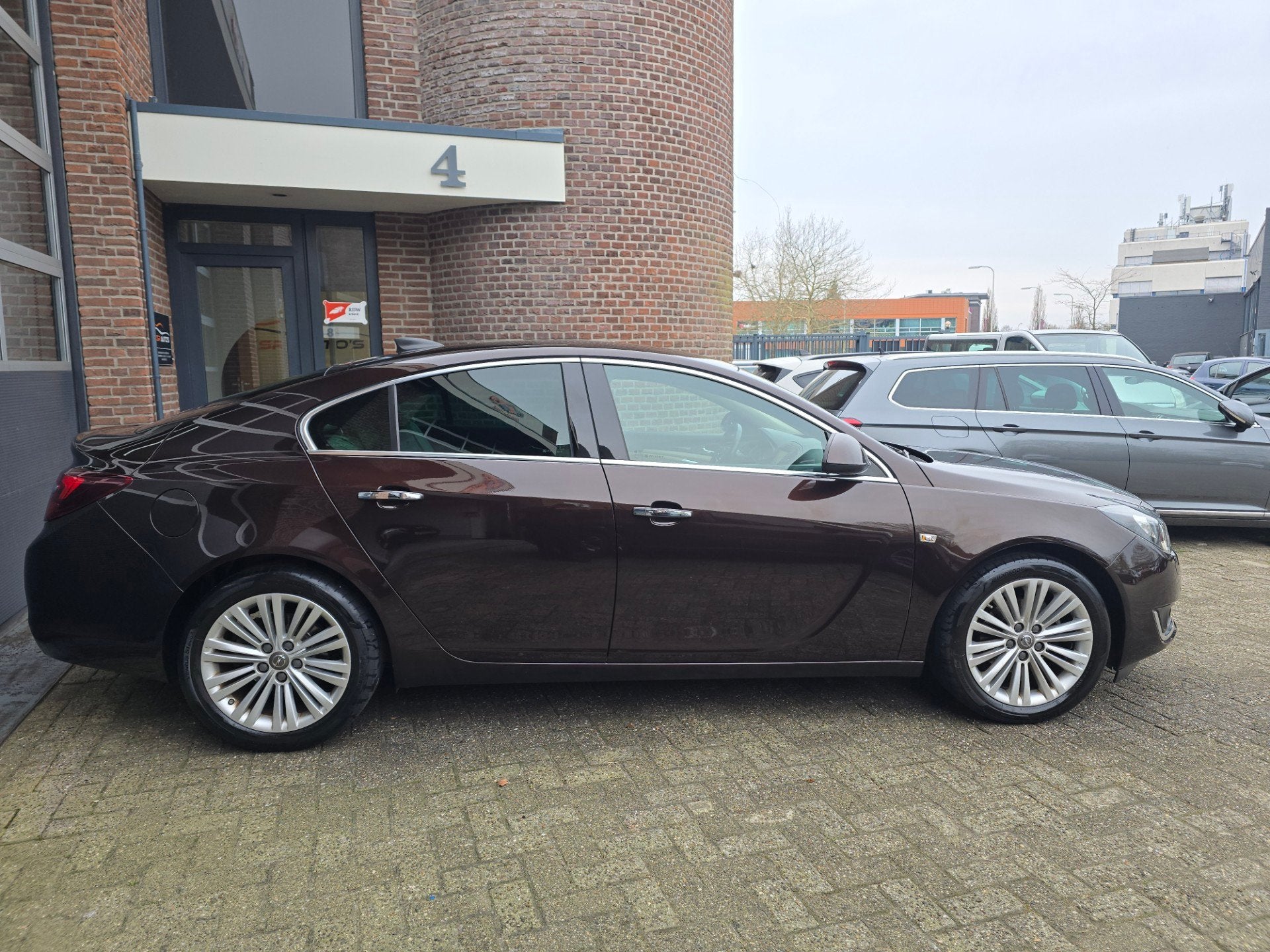 Opel Insignia 1.6 CDTI EcoFLEX Innovation Climate|Navi |Vol, 136 pk, 4 cilinders, Bruin, Leder
