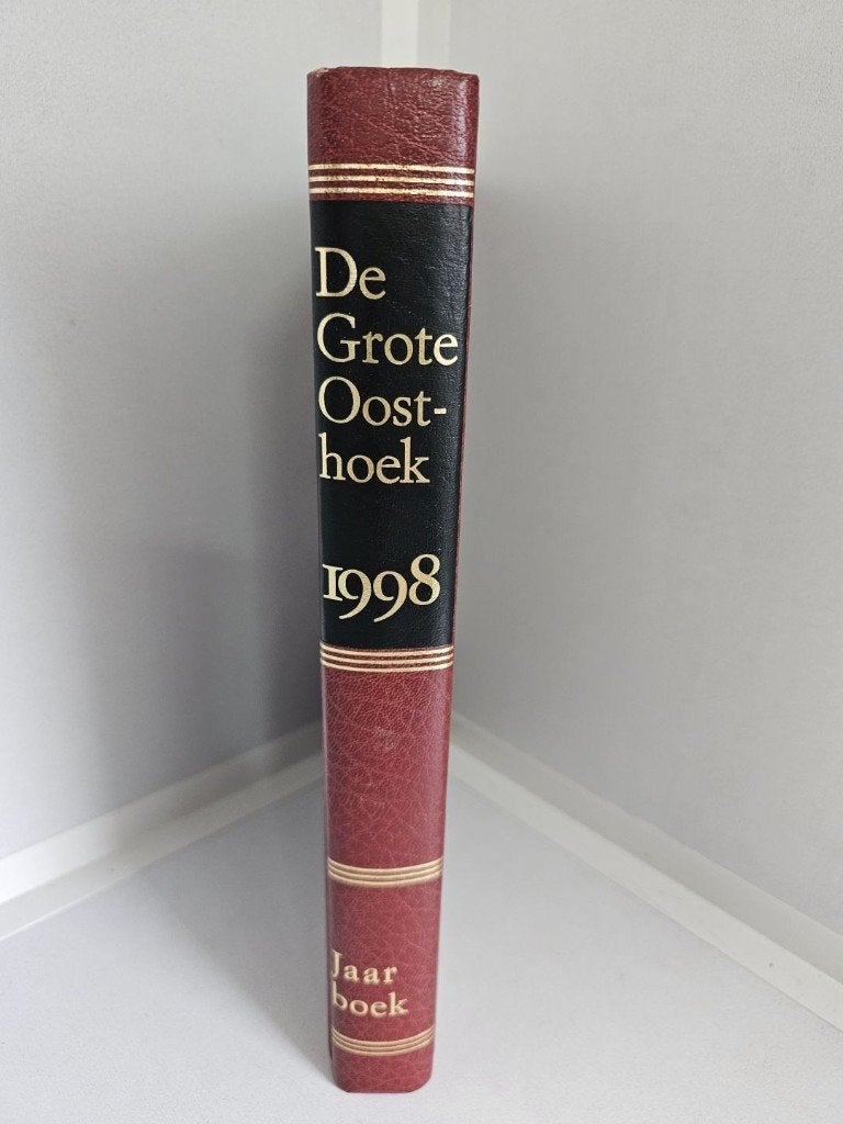 Jaarboek De Grote Oosthoek van het jaar 1998, Nieuw, Diverse auteurs, Ophalen of Verzenden, Wereld