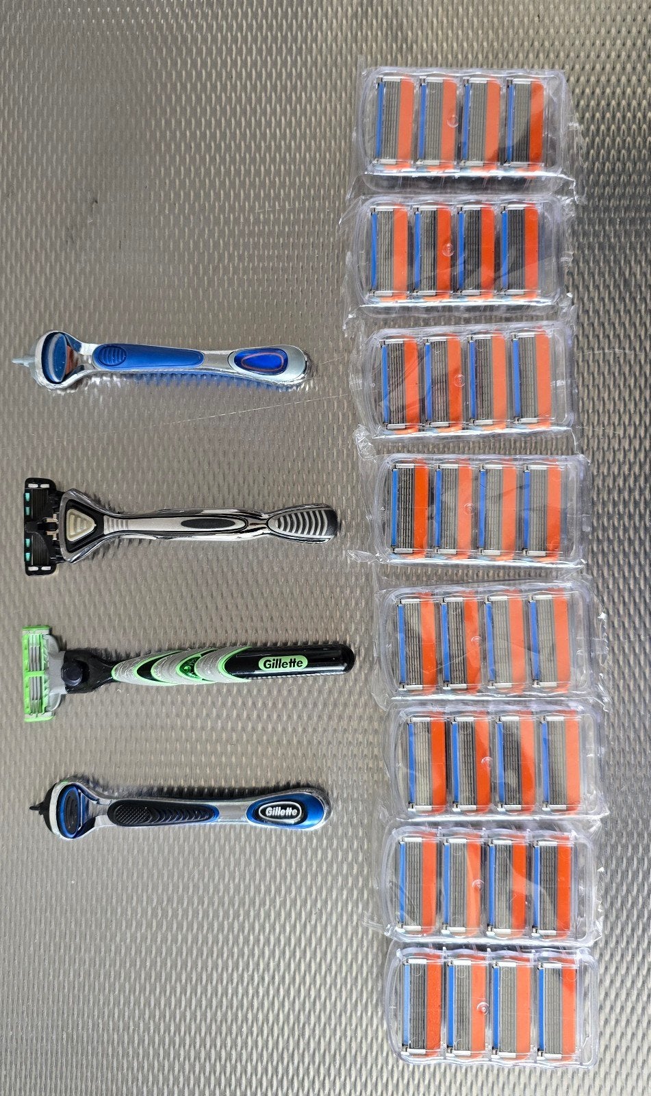 Gillette & Wilkinson Scheermessen Set met 32 Navulmesjes, Ophalen of Verzenden