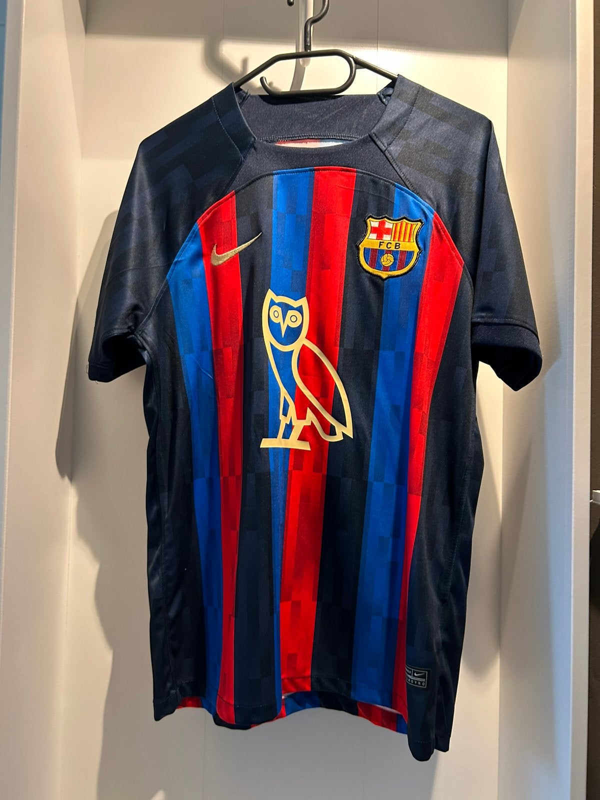 Barcelona thuis shirt 22/23 Jules Kounde, Ophalen of Verzenden, Zo goed als nieuw, Buitenlandse clubs, Shirt