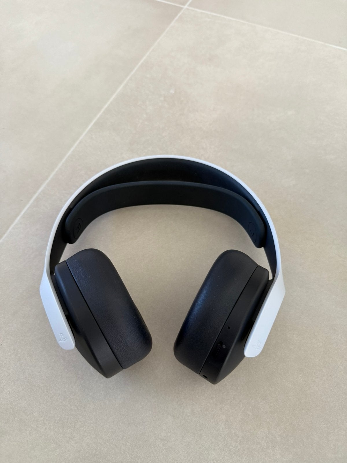 Playstation 5 pulse headset, Ophalen of Verzenden, Zo goed als nieuw