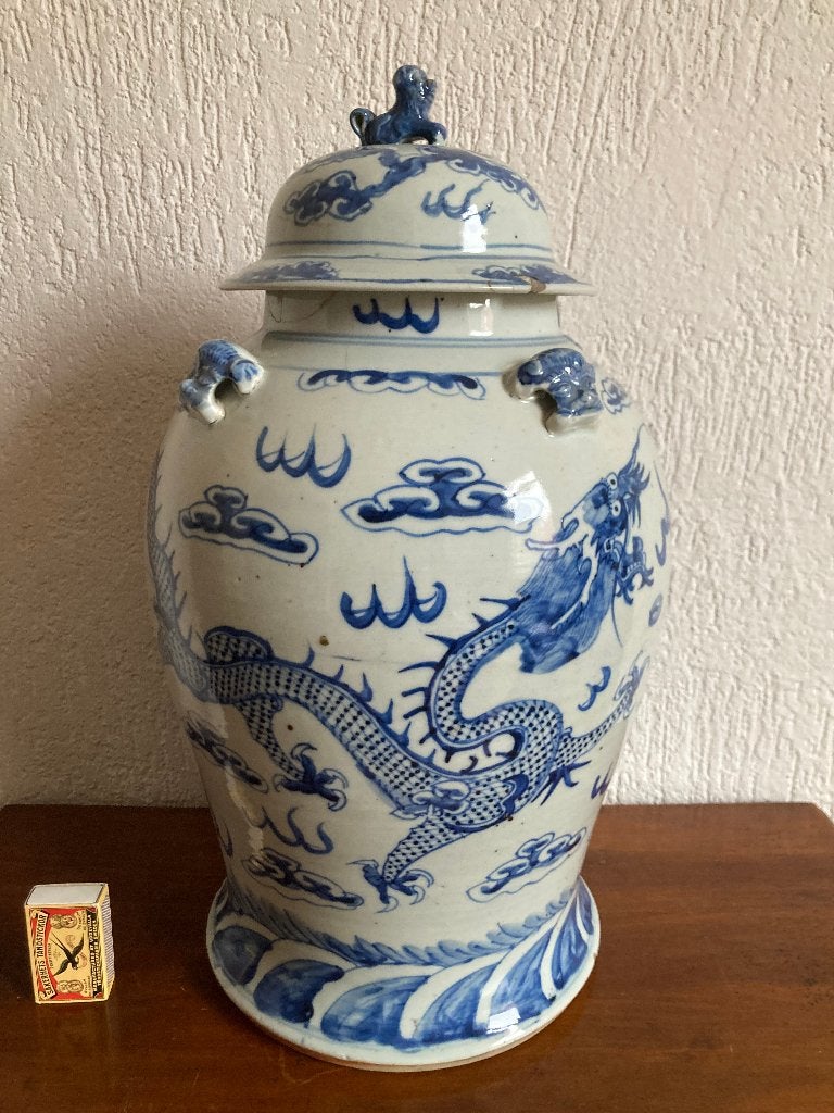 Antiek Chinees porselein grote hoge dekselvaas blauw wit, Ophalen of Verzenden