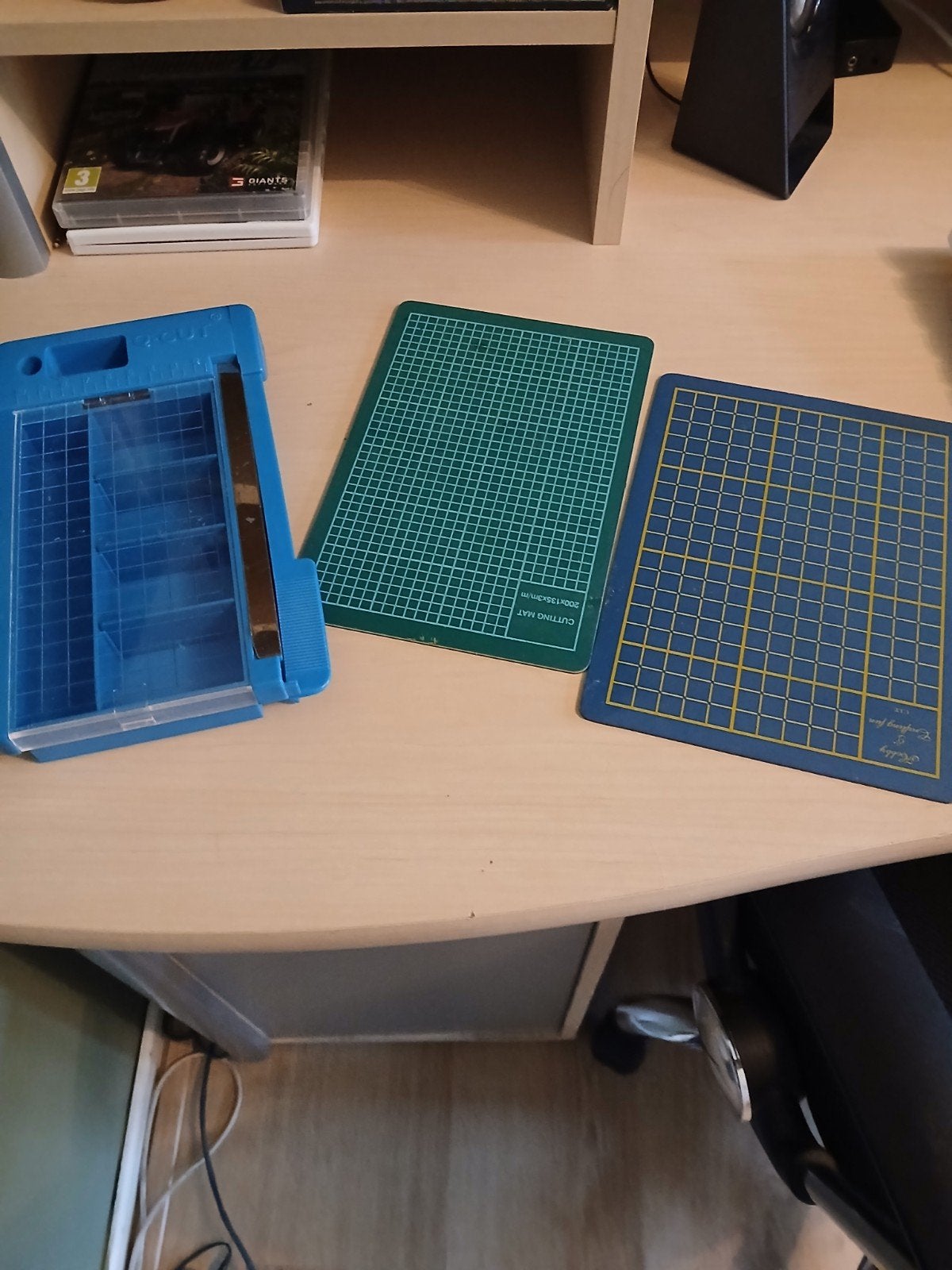 Snijmatten en papiersnijder voor knutselprojecten, Ophalen, Gebruikt, Gereedschap of Toebehoren, Geschikt voor karton